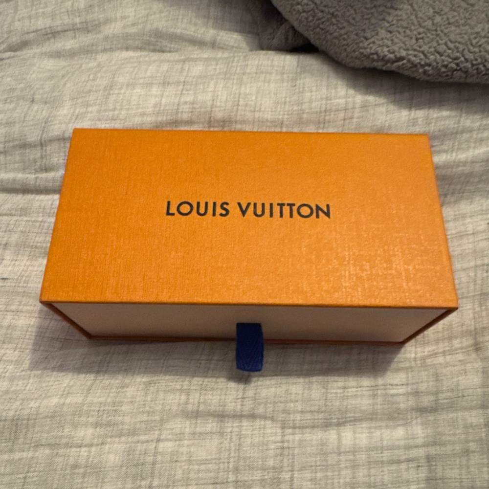 Brand new never used 100% authentic